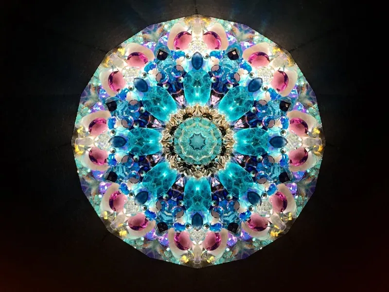 CRYSTAL SCOPE 万華鏡